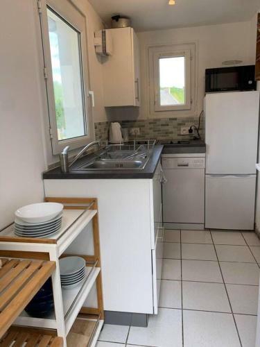 Stunning 3-bed Cottage Opposite Chateau And Canal