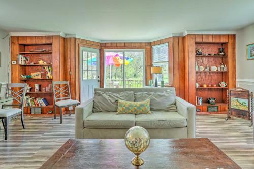 Goshen Cottage With Deck On Working Family Farm