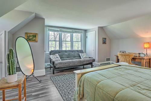 Goshen Cottage With Deck On Working Family Farm