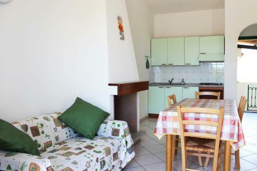 Melo Beach Apartments