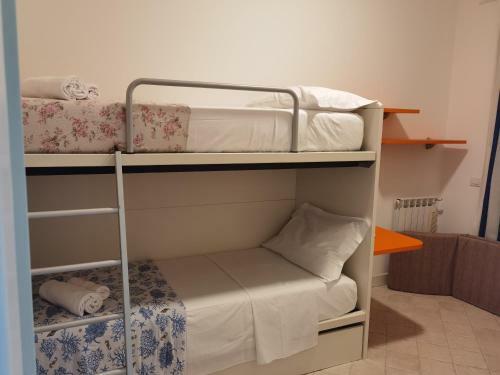 Taormina Romantic Apartment By Taormina Holidays