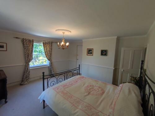 Large Three Storey Georgian House And Gardens