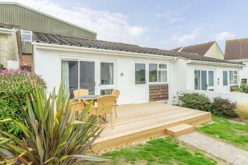 The West Bay Cottages - 2 Bedroom Cottages