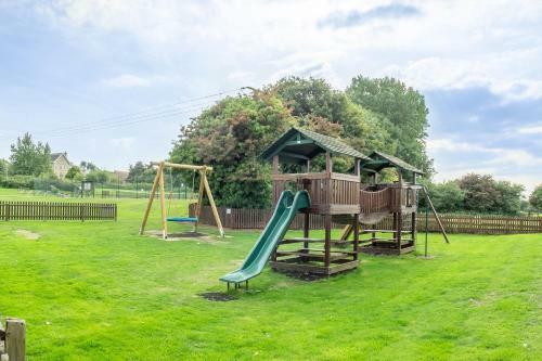 The West Bay Cottages - 2 Bedroom Cottages