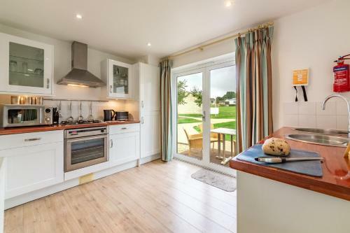 The West Bay Cottages - 2 Bedroom Cottages