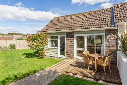 The West Bay Cottages - 2 Bedroom Cottages