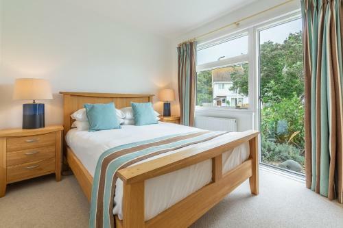 The West Bay Cottages - 2 Bedroom Cottages
