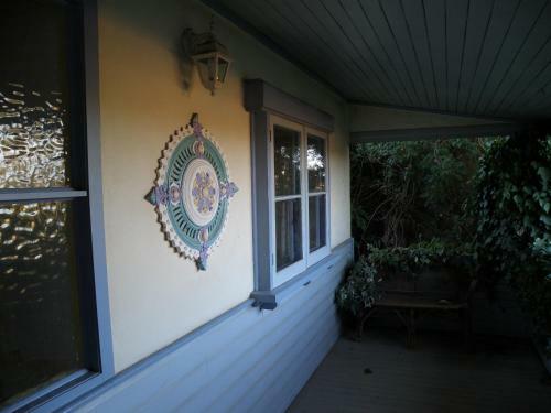 Hendersons Houses