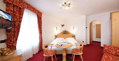 Hotel Garn� Laura