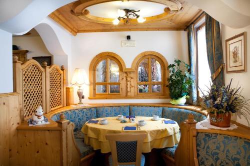 Hotel Garn� Laura
