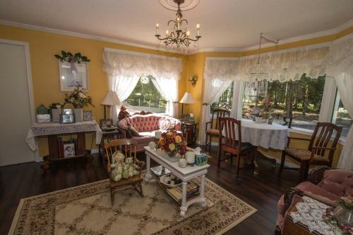River Road Bed & Breakfast