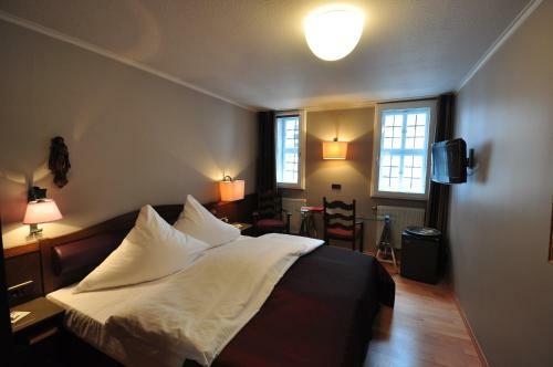 Hostal Schmuckk�stchen-hotel & Caf�