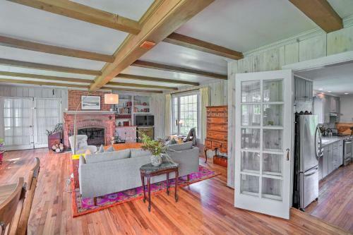 Quaint Woodstock Escape - 2 Mi To Tinker St!