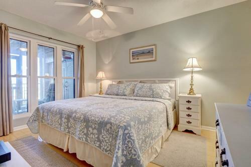 3br Sleeps 6 Beachfront Pool Views