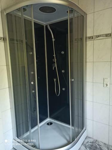 Apartamento Ger�umige Unterkunft F�r Montage