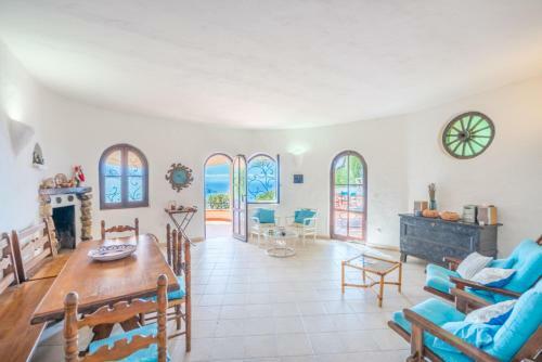 Villa Aurelia . A Terrace On The Mediterranean Sea