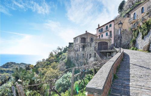 Amazing Home In Savoca With Wifi And 2 Bedrooms
