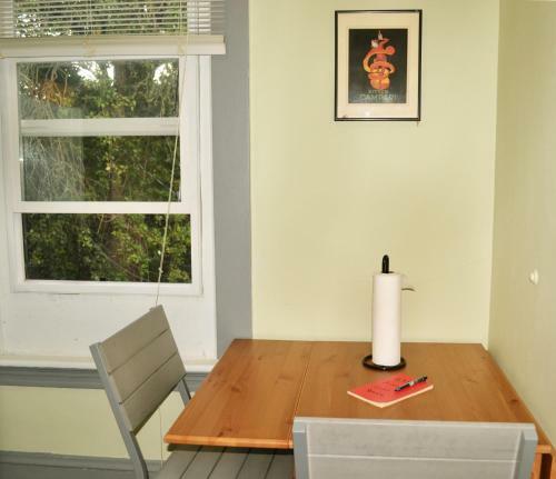 Hostal 624 Jackson Guest House