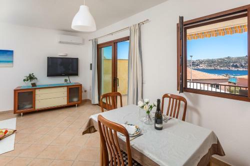 Apartamento Fronte Mare Capo Testa 1
