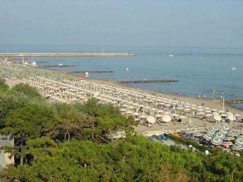 Splendid Sea View Two-room Apartment With Swimming Pool