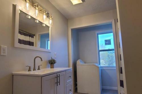 Cottage On 4 Acres, 8 Min To Shops, 15 Downtown/ut