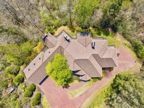 Misty Mountain Manor Home