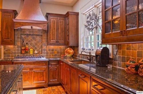 Misty Mountain Manor Home