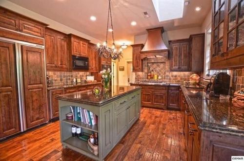 Misty Mountain Manor Home