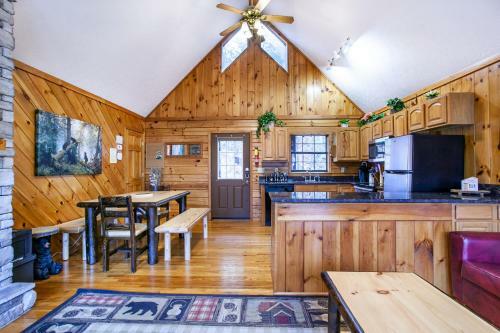 Mountain Retreat Wc Possible With Hot Tub