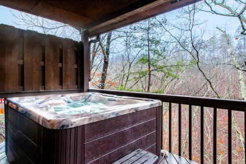 Mountain Retreat Wc Possible With Hot Tub