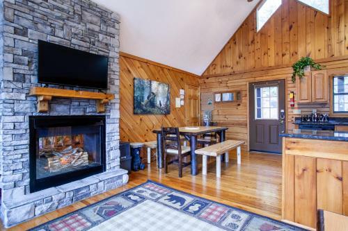 Mountain Retreat Wc Possible With Hot Tub