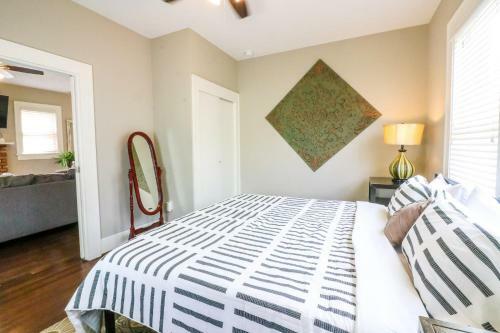 Gulf Breeze 2 Blocks To The Beach Private Backyard Newly Updated