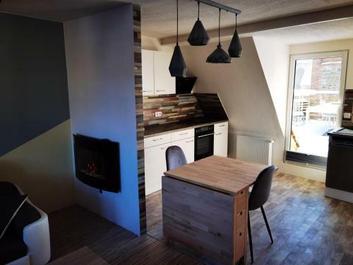 Apartamento Gem�tliche Dachwohnung Mit Dampfsauna Und Dachterrasse