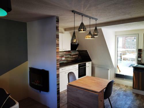 Apartamento Gem�tliche Dachwohnung Mit Dampfsauna Und Dachterrasse