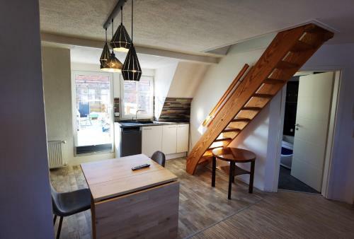 Apartamento Gem�tliche Dachwohnung Mit Dampfsauna Und Dachterrasse