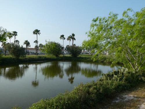 Liv Resort: Clam Circle With Private Jacuzzi (Pet Friendly)