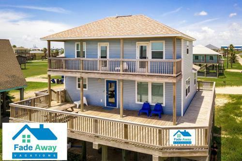 See The Sea - Beachfront