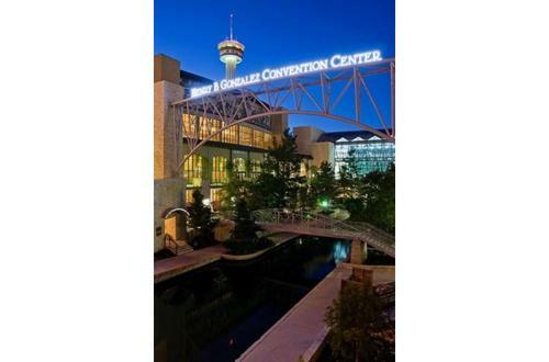 Close To Famous Attractions With Hot Tub And Fire Pit