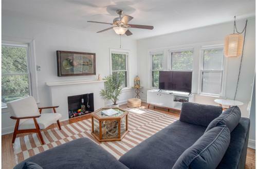 Close To Famous Attractions With Hot Tub And Fire Pit