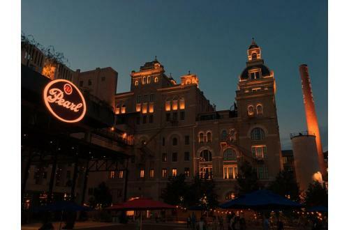 Close To Famous Attractions With Hot Tub And Fire Pit