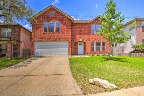 Spacious San Antonio Home About 3 Mi To Seaworld!