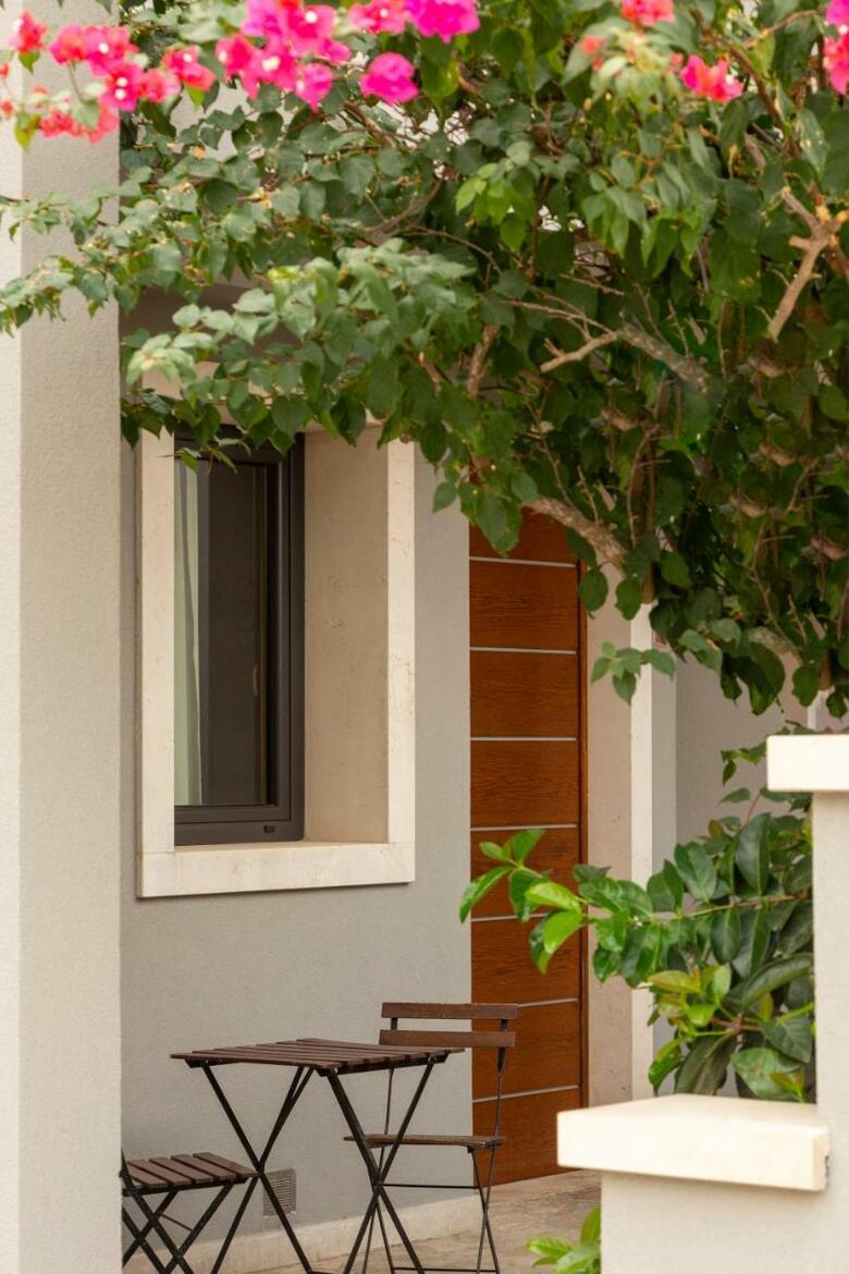 Hotel Ghal�
