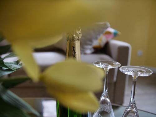 Hostal Room In Studio - Studio Reves Ensables