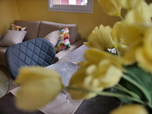 Hostal Room In Studio - Studio Reves Ensables