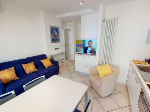 Apartment Menton, 1 Bedroom, 4 Persons - Fr-1-196-305