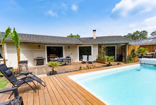 ?magnifique Villa Avec Piscine Spa? Sans Vis � Vis
