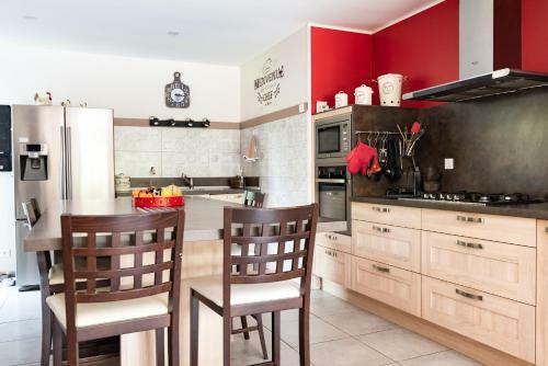 ?magnifique Villa Avec Piscine Spa? Sans Vis � Vis