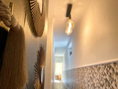Hostal �meraude