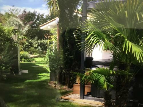 Superbe Villa De Maa