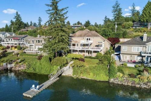 Villa Waterfront Home In Gig Harbor